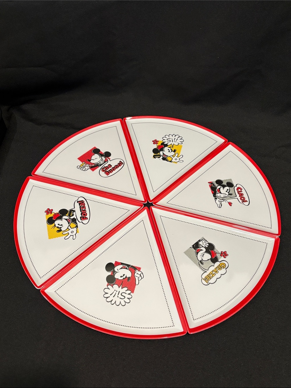 Set of 6 Mickey & Minnie Mouse Pizza Plates Disney Parks Melamine